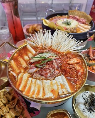 Canh kim chi ba chỉ bò